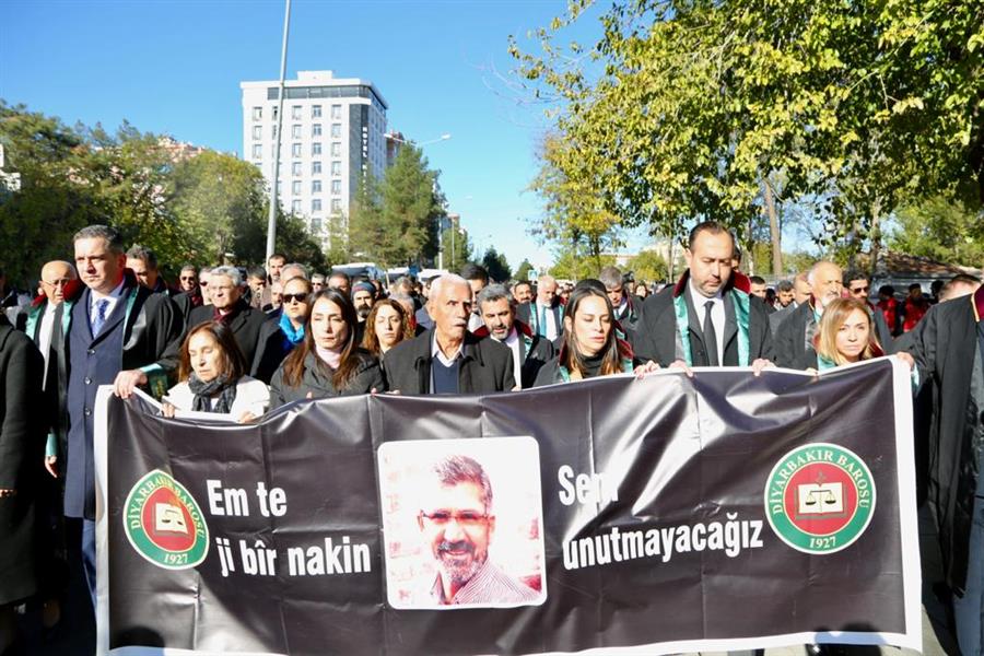 Av. Tahir Elçi Anıldı